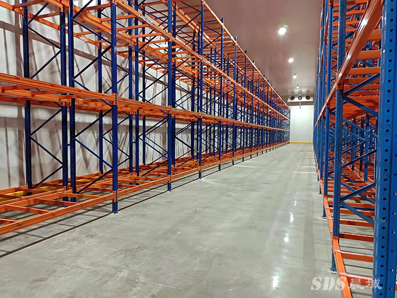 冷庫貨架(雙深度貨架) 冷庫貨架(雙深度貨架)